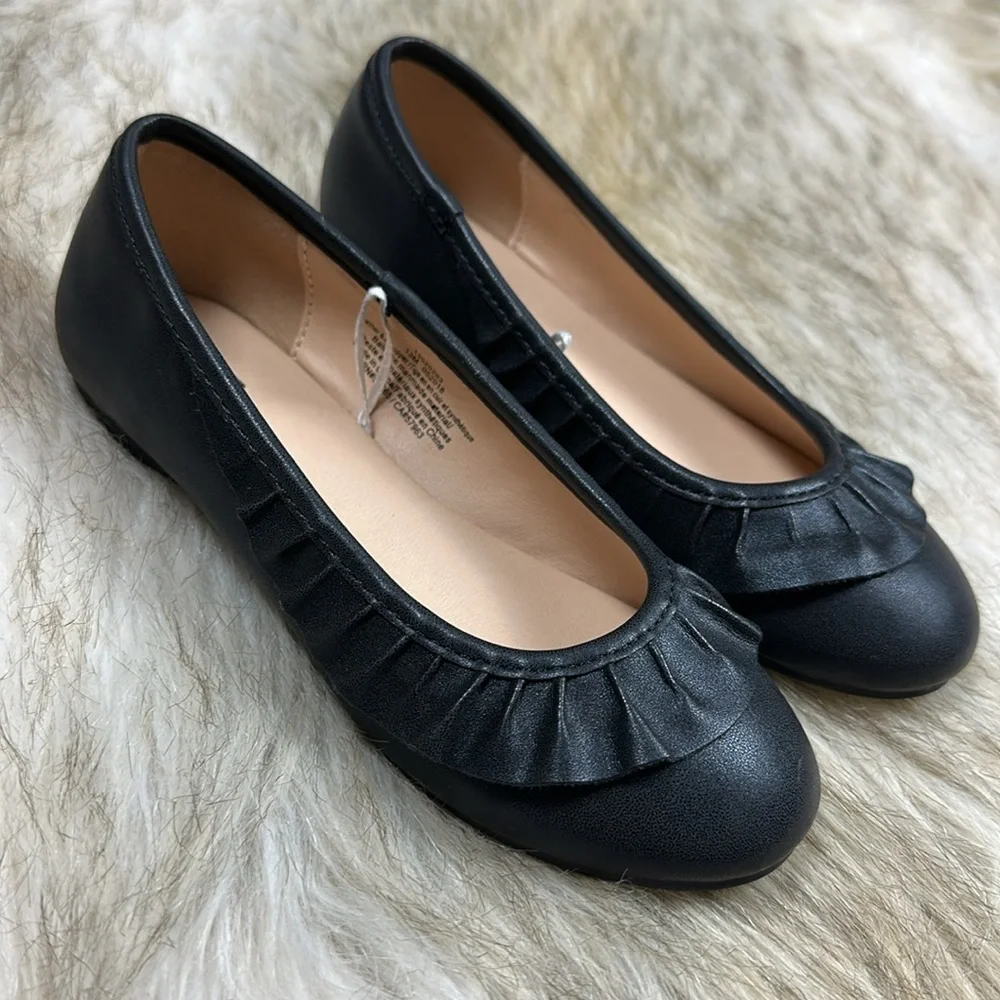 Size 13 Harper Canyon Elegant Black Ruffle Flats